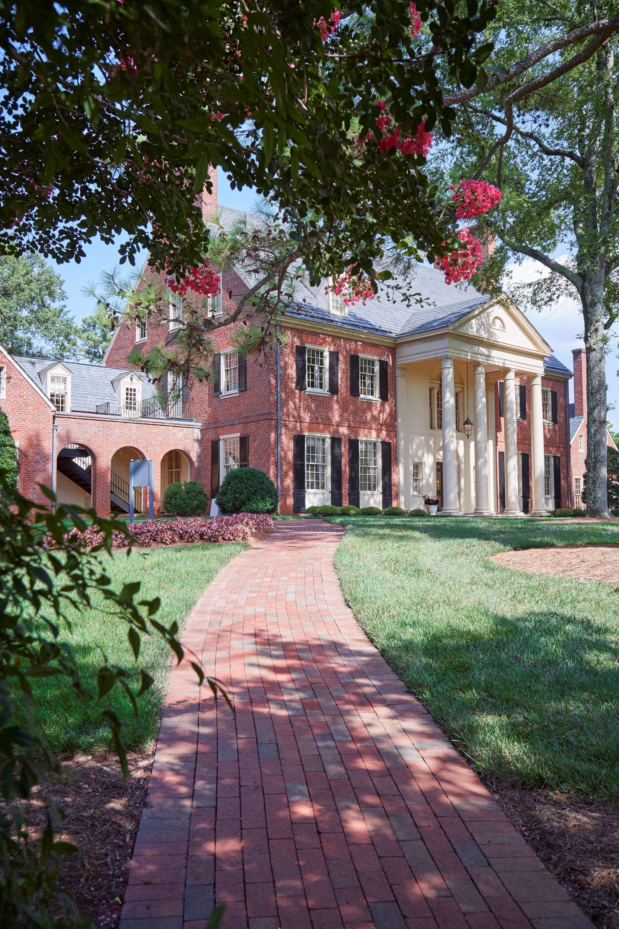 Rizzo Center, A Destination By Hyatt Hotel Chapel Hill Exterior photo